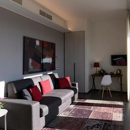 The Attico 4*